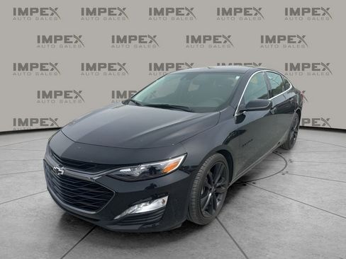 Used 2024 Chevrolet Malibu LT w/ Midnight Edition image 10