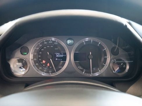 Used 2012 Aston Martin Virage Coupe RWD image 17