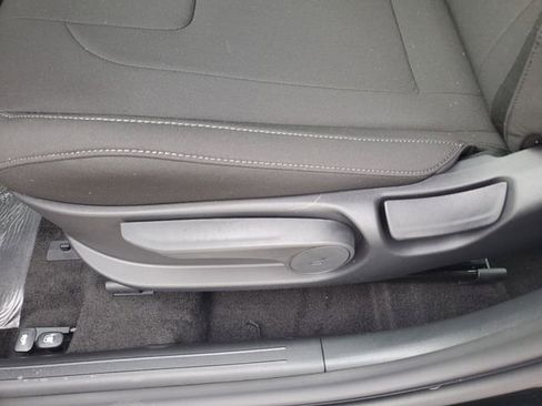 New 2026 Hyundai Elantra Sport FWD image 17