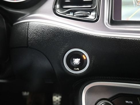 Used 2020 Dodge Challenger R/T w/ Blacktop Package image 19