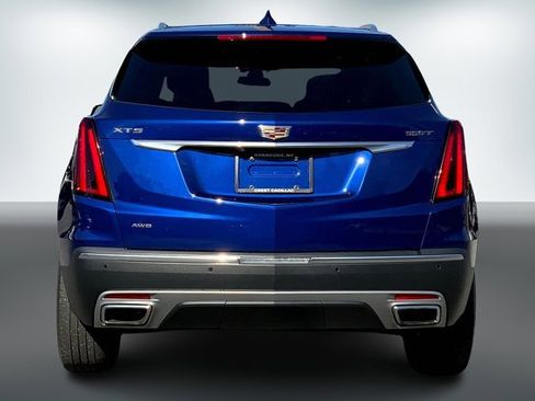 Used 2023 Cadillac XT5 Premium Luxury w/ LPO, Floor Liner Package image 3
