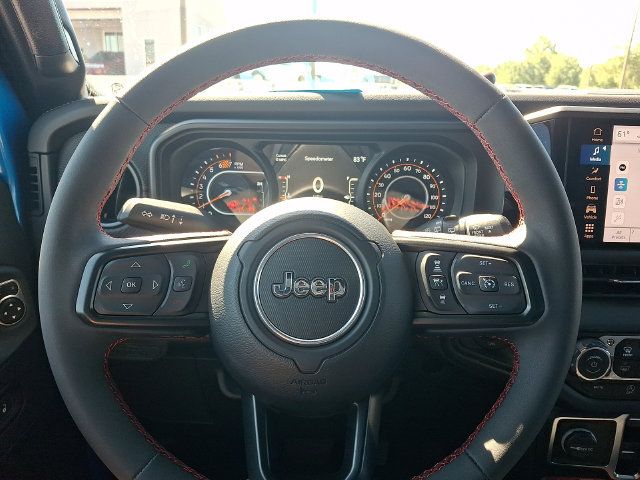 Used 2024 Jeep Wrangler Unlimited Rubicon w/ Convenience Group AWD/4WD image 19