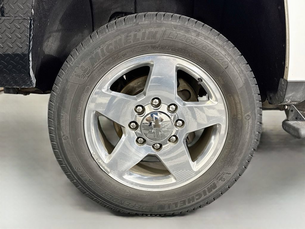 Used 2015 Chevrolet Silverado 2500 LTZ w/ Duramax Plus Package AWD/4WD image 31