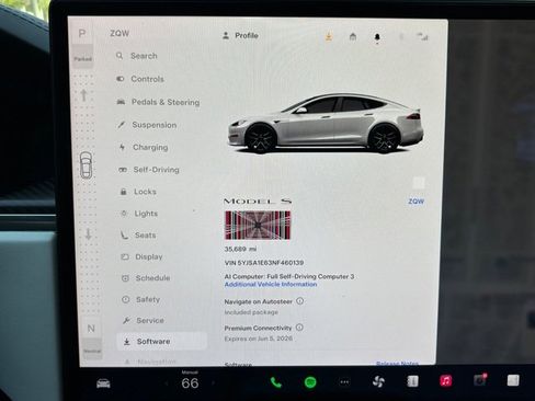 Used 2022 Tesla Model S Plaid AWD/4WD image 47