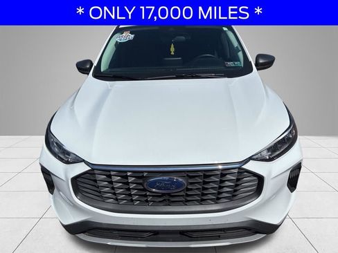 Used 2023 Ford Escape Active image 2