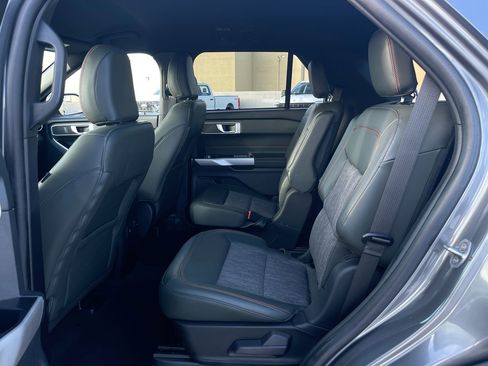 Used 2022 Ford Explorer Timberline image 24