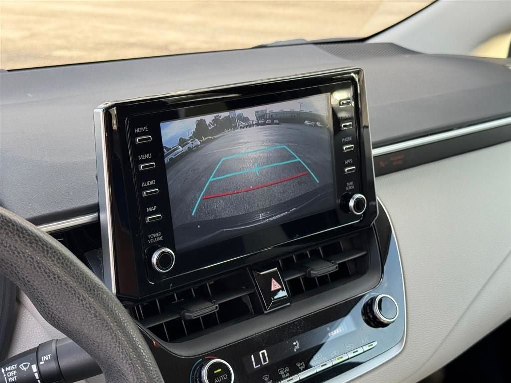 Used 2020 Toyota Corolla LE FWD image 27