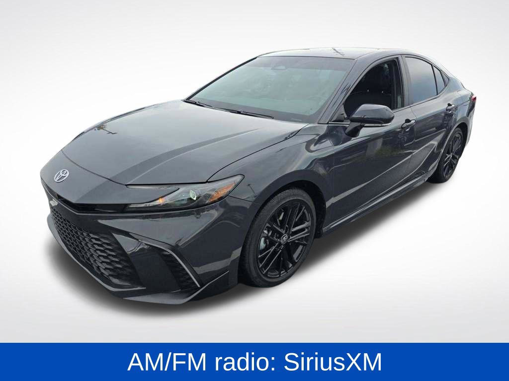 Used 2025 Toyota Camry SE w/ Convenience Package FWD image 3