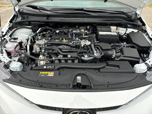 Used 2026 Toyota Corolla LE FWD image 19