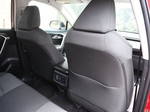 Certified 2025 Toyota RAV4 XLE AWD/4WD image 27