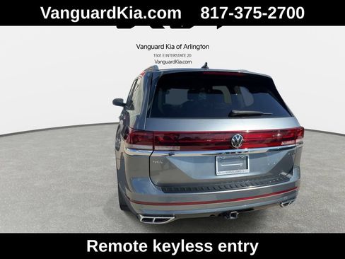 Used 2024 Volkswagen Atlas SEL Premium R-Line AWD/4WD image 8