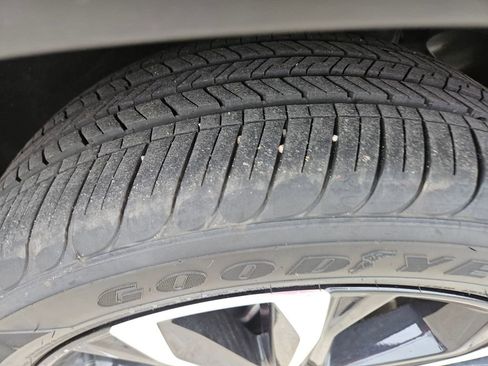 Used 2025 MAZDA CX-50 AWD 2.5 S w/ Premium Plus Pkg image 27