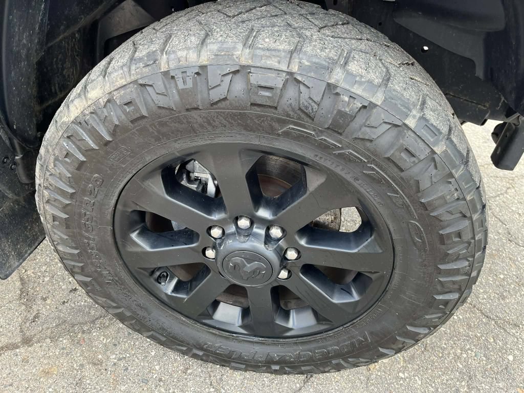 Used 2019 RAM 2500 Laramie AWD/4WD image 16