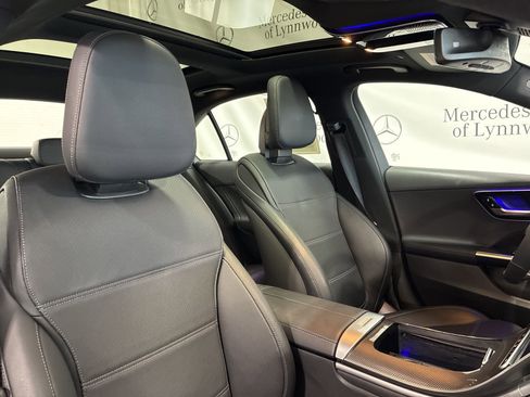 Used 2023 Mercedes-Benz C 300 C 300 image 28