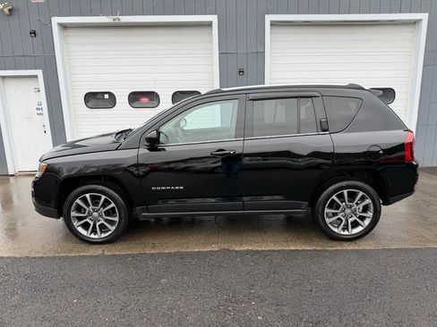 Used 2014 Jeep Compass Limited w/ Sun/Sound Group image 6