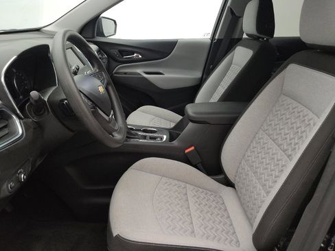 Used 2024 Chevrolet Equinox LS w/ LS Convenience Package image 17