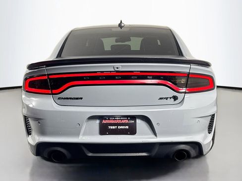 Used 2022 Dodge Charger SRT Hellcat w/ Harman/Kardon Audio Group RWD image 6