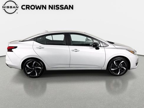 Certified 2025 Nissan Versa SR FWD image 8