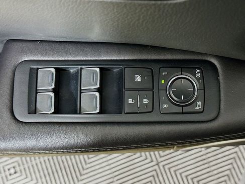 Used 2017 Lexus RX 350 AWD w/ Premium Package image 22