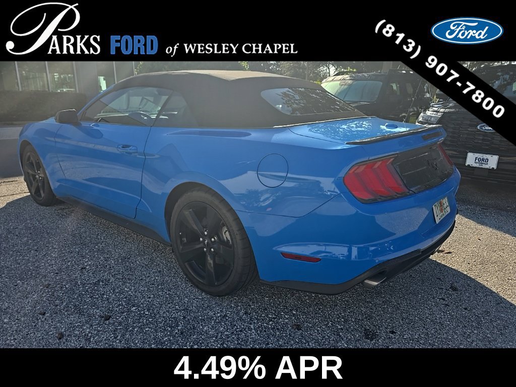 Used 2022 Ford Mustang Convertible w/ Equipment Group 101A RWD image 4