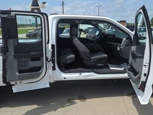 Used 2025 Ford F350 XL w/ XL Chrome Package RWD image 39