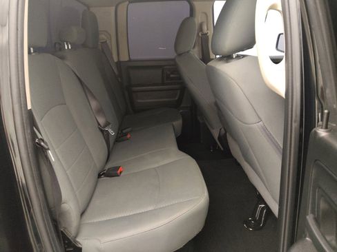 Used 2020 RAM 1500 Tradesman w/ Chrome Plus Package RWD image 19