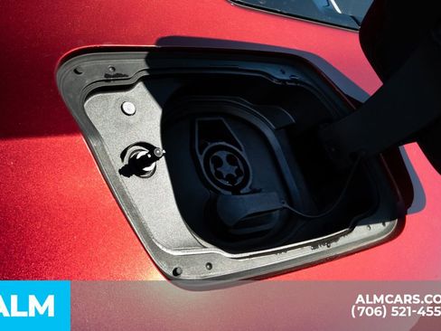 Used 2024 BMW i5 eDrive40i w/ M Sport Package image 9