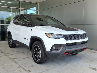 Used 2025 Jeep Compass Trailhawk