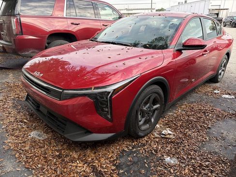 Certified 2026 Kia K4 FWD image 3