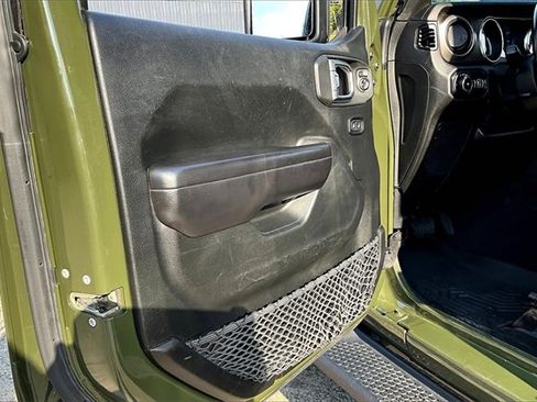 Used 2021 Jeep Wrangler Unlimited Sport image 17