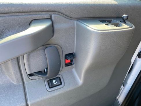Certified 2024 Chevrolet Express 2500 Extended image 14