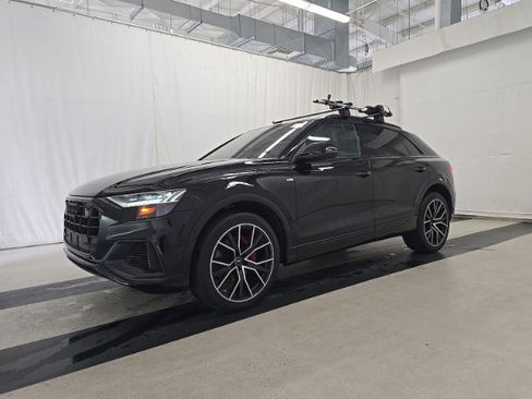 Used 2023 Audi Q8 Premium Plus w/ Premium Plus Package AWD/4WD image 2