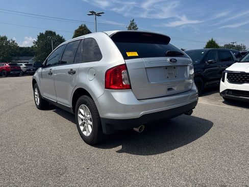 Used 2014 Ford Edge SE w/ Equipment Group 101A FWD image 3