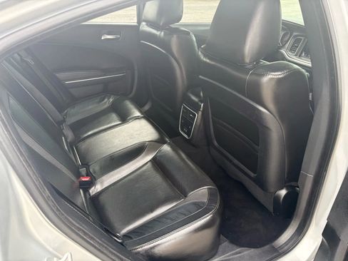 Used 2021 Dodge Charger SXT w/ Leather Interior Group image 10