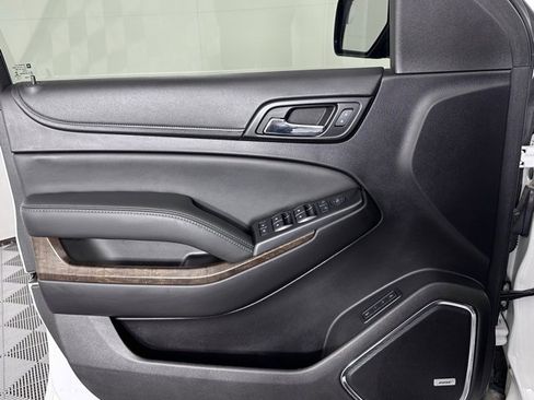 Used 2016 Chevrolet Tahoe LT image 14