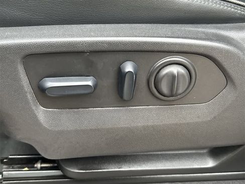 Used 2023 Chevrolet Silverado 2500 High Country w/ Z71 Off-Road Package image 24