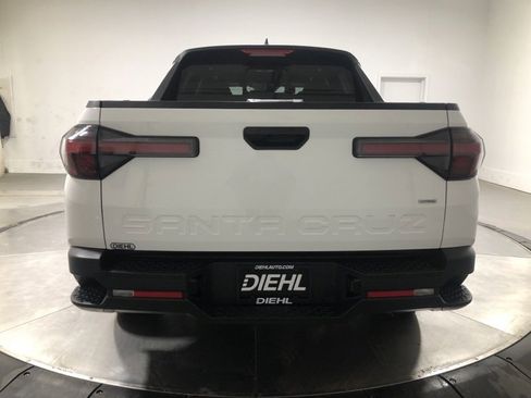 Used 2023 Hyundai Santa Cruz SEL w/ Activity Package image 6