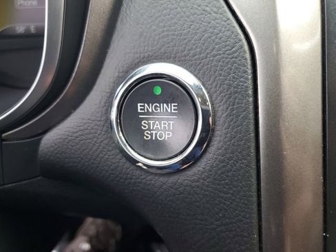 Used 2019 Ford Fusion SE w/ Equipment Group 151A image 31