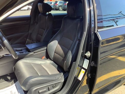 Used 2018 Honda Accord Sport image 23
