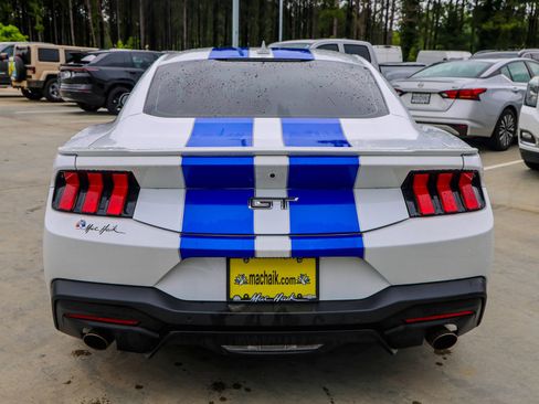 Used 2024 Ford Mustang GT Premium RWD image 7