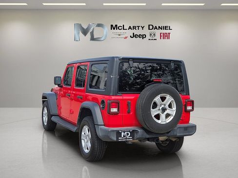 Used 2023 Jeep Wrangler Unlimited Sport AWD/4WD image 4