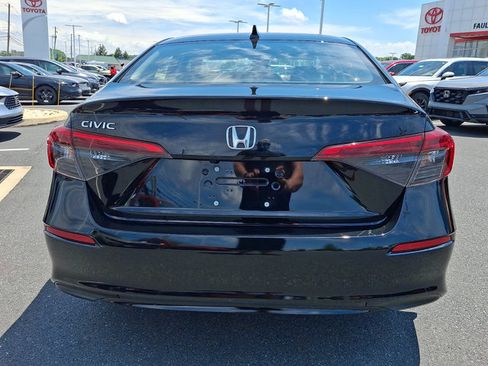 Certified 2024 Honda Civic EX image 6