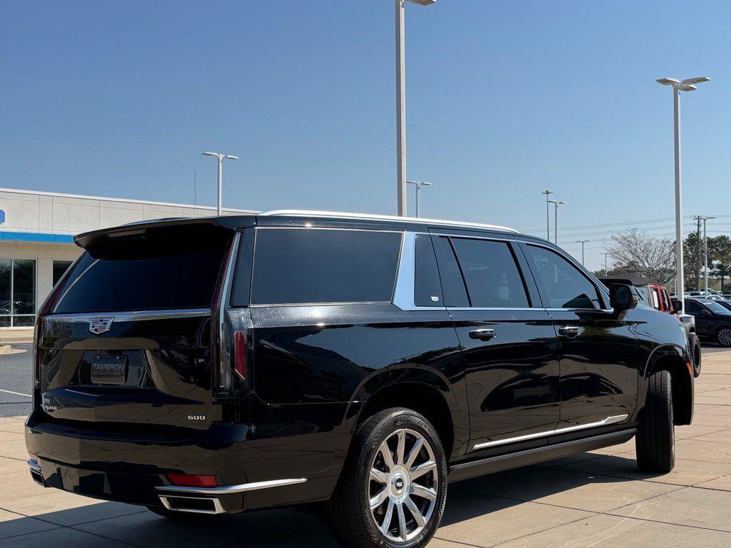 Used 2023 Cadillac Escalade ESV Premium Luxury Platinum AWD/4WD image 5