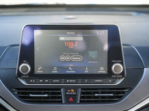 Used 2024 Nissan Altima 2.5 SR FWD image 15