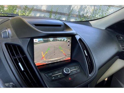 Used 2018 Ford Escape SEL image 22