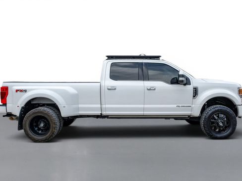 Used 2022 Ford F450 Limited w/ FX4 Off-Road Package AWD/4WD image 5
