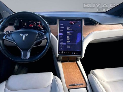 Used 2020 Tesla Model X Long Range image 5