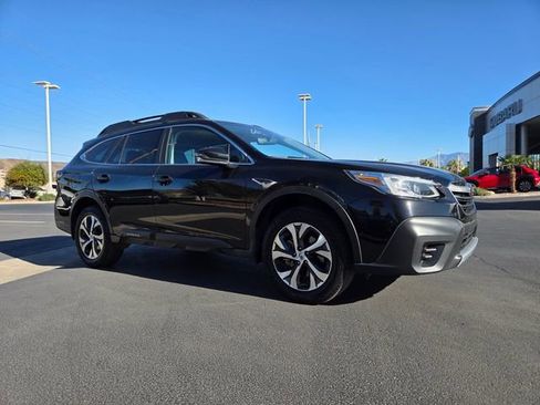 Used 2020 Subaru Outback Limited image 2