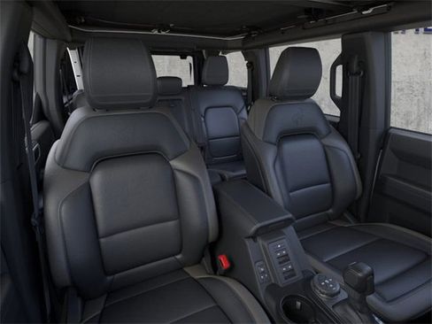 New 2025 Ford Bronco Outer Banks image 10
