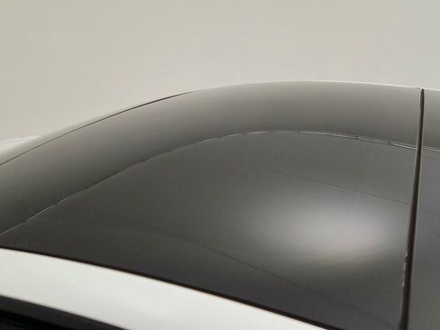 Used 2022 Tesla Model 3 Performance image 10